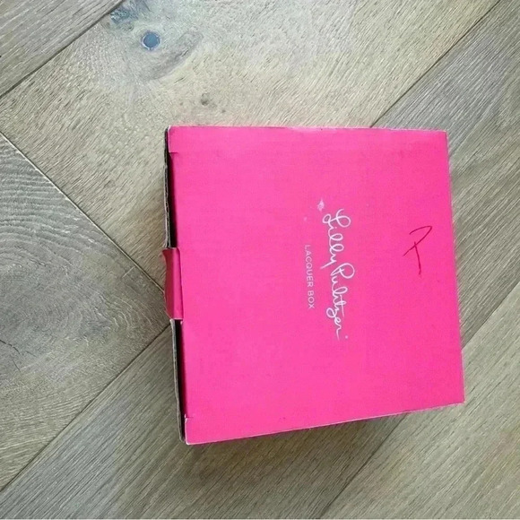 Lilly Pulitzer Too Much is Never Enough Box - Picture 2 of 5